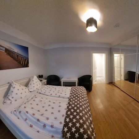 Wenningstedt-Braderup Hotel-Cafe-Lindow מראה חיצוני תמונה