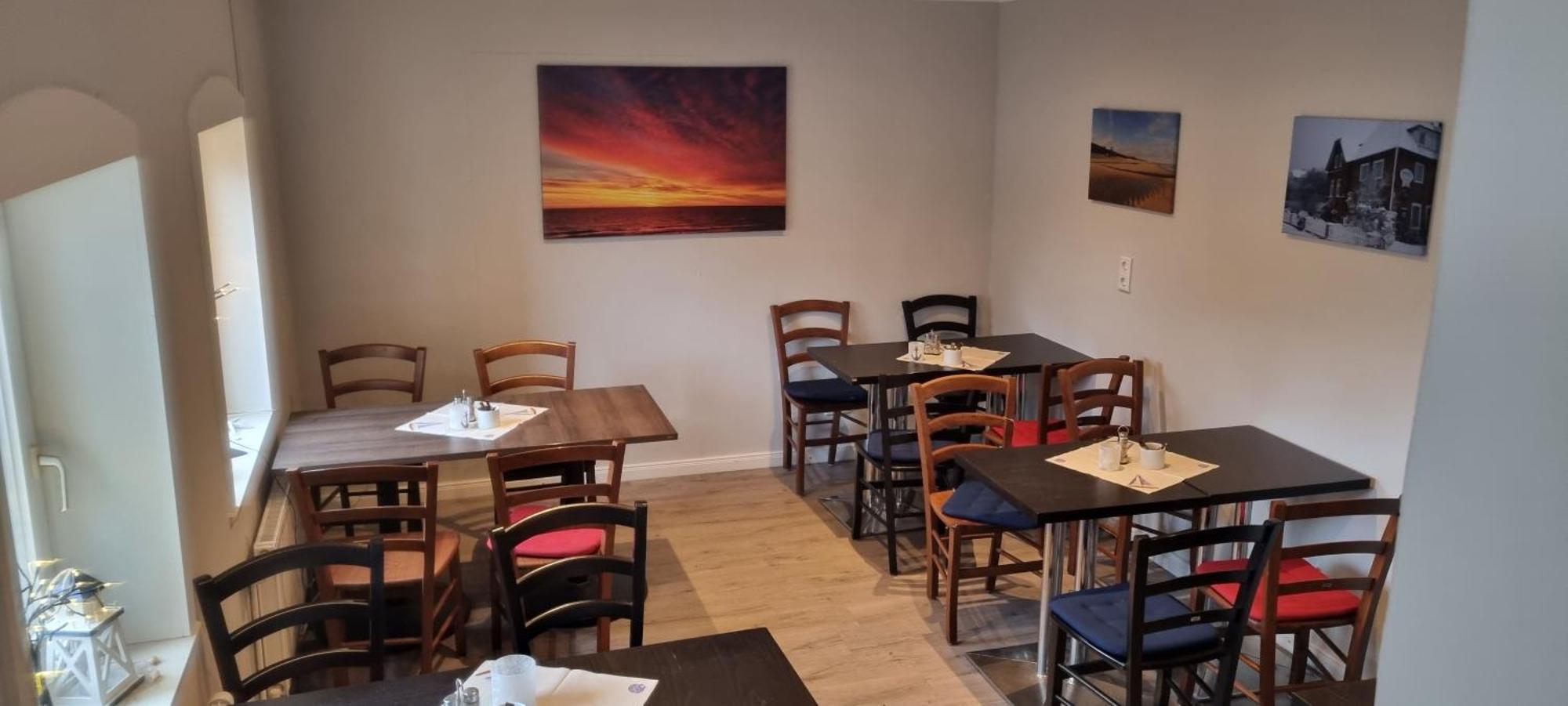 Wenningstedt-Braderup Hotel-Cafe-Lindow מראה חיצוני תמונה